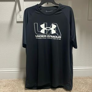 Men’s UNDERARMOUR short sleeve tee